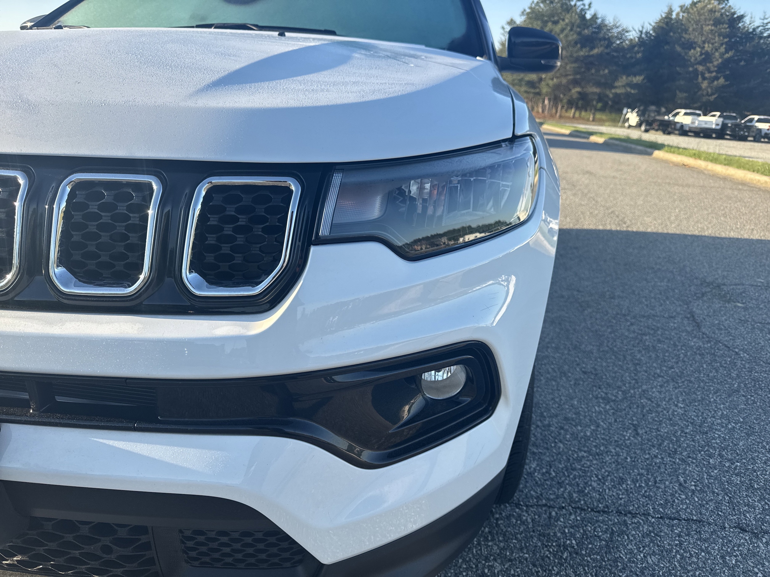 2023 Jeep Compass Limited photo 6