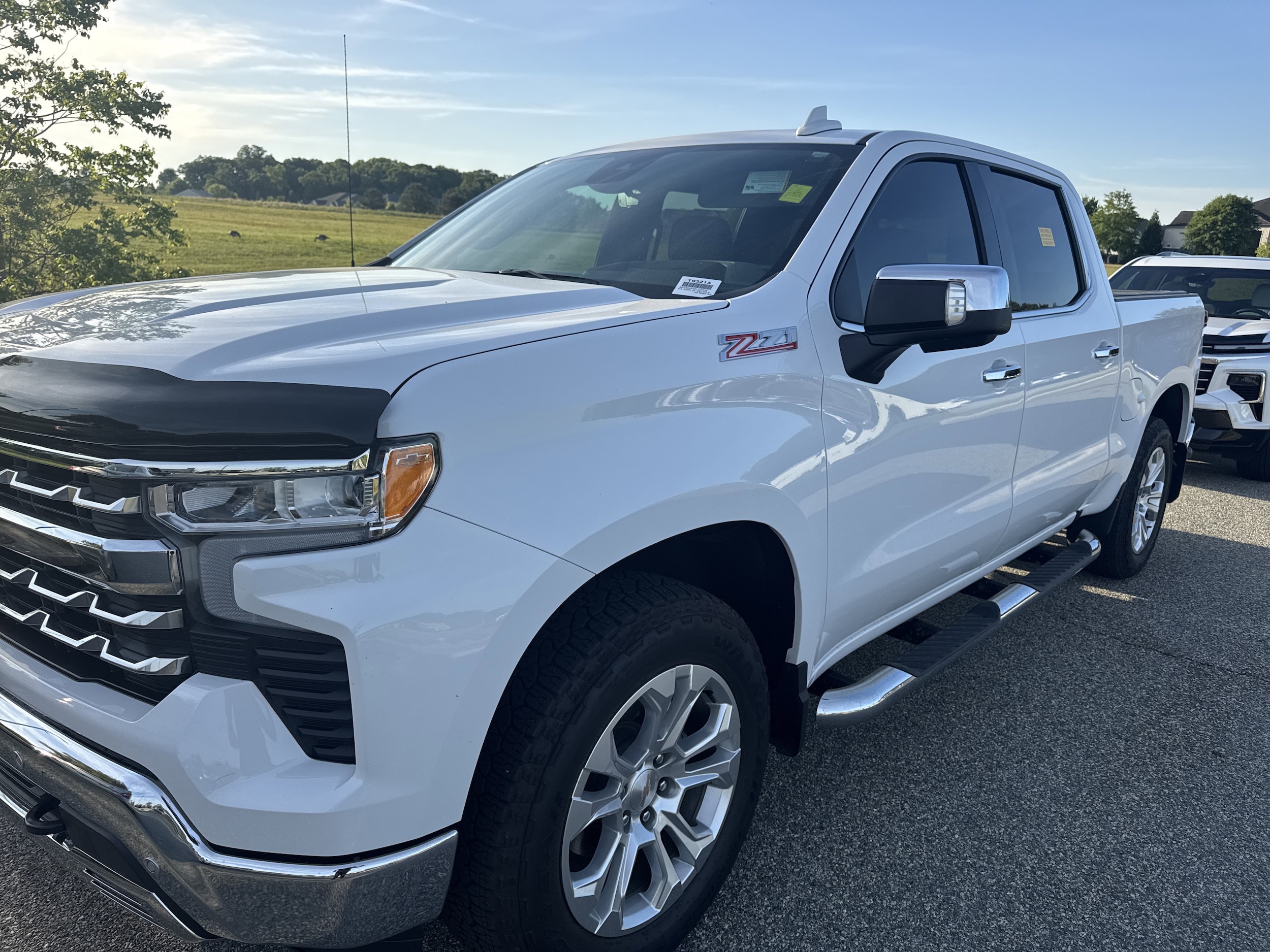 2024 Chevrolet Silverado 1500 photo 4