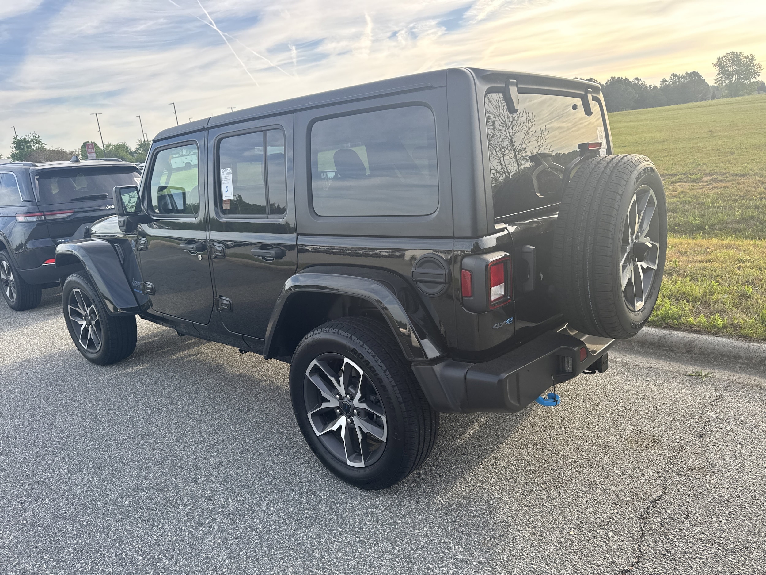 2024 Jeep Wrangler 4xe Sport S photo 6