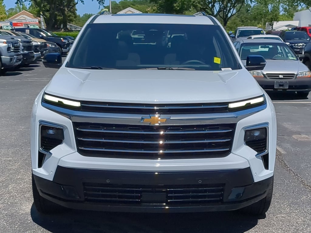 Used 2026 Chevrolet Traverse FWD High Country SUV
