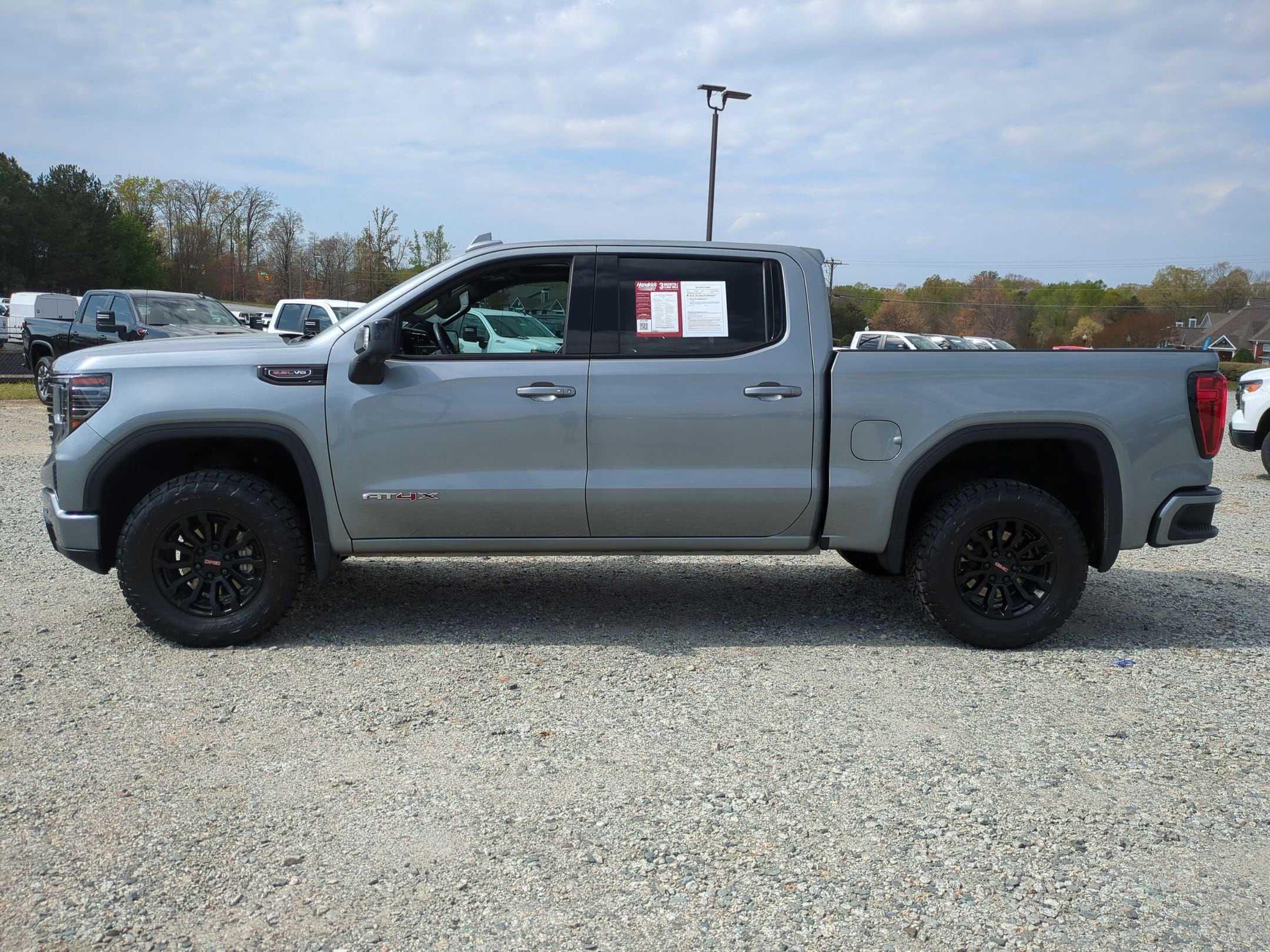 2023 GMC Sierra 1500 AT4X photo 4