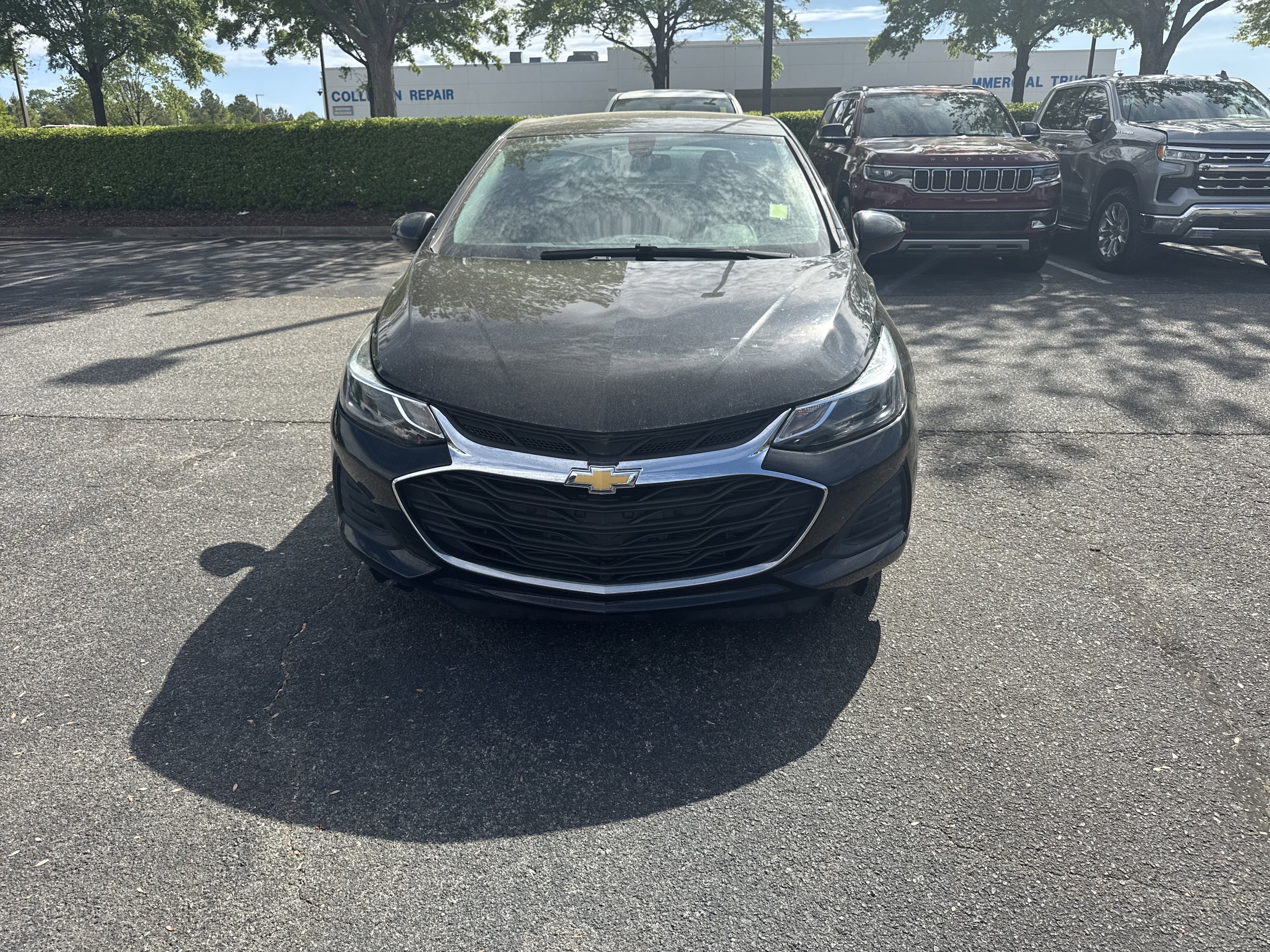 2019 Chevrolet Cruze LT photo 3