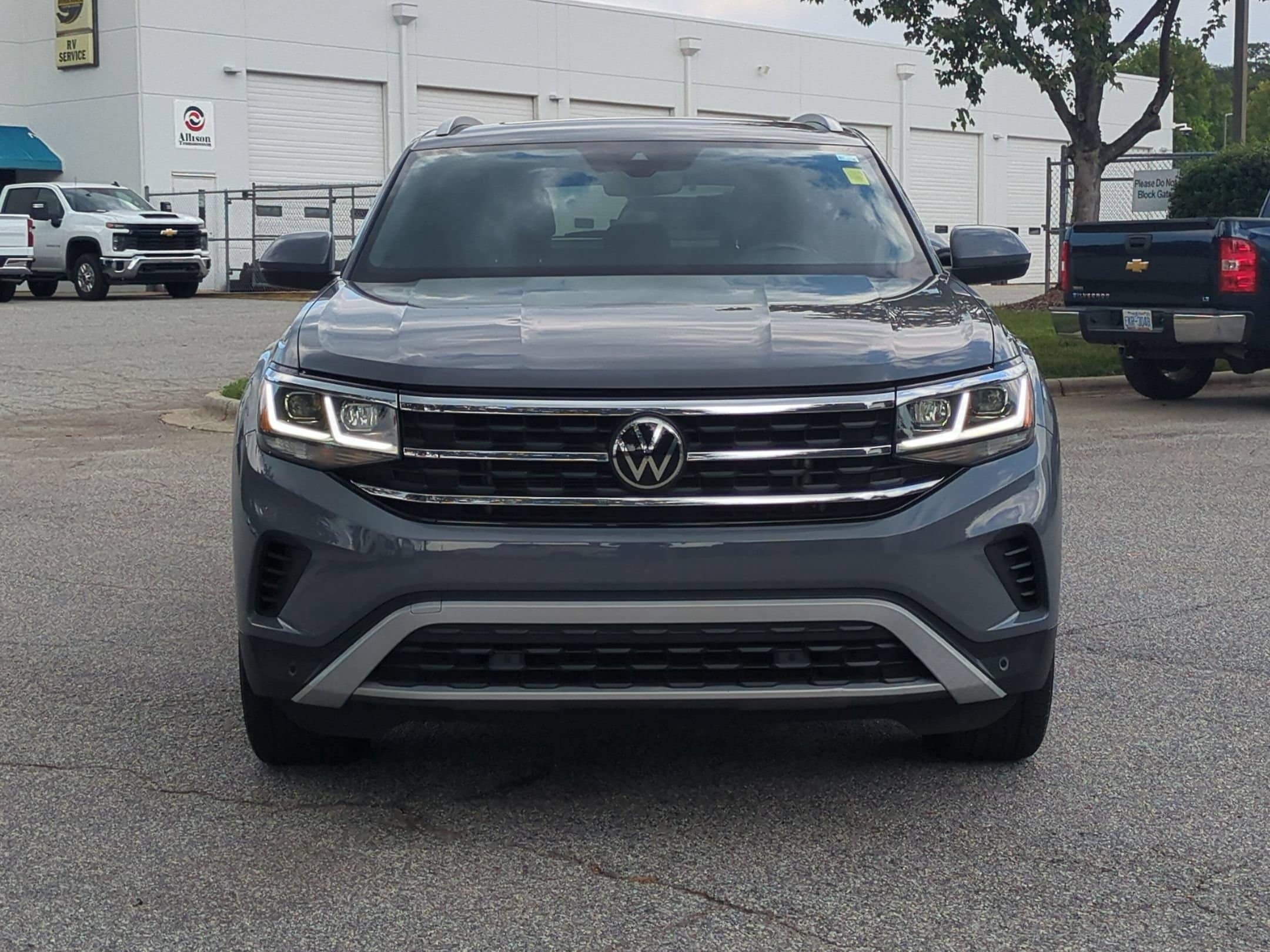 Volkswagen Atlas Cross Sport 3.6L V6 SEL