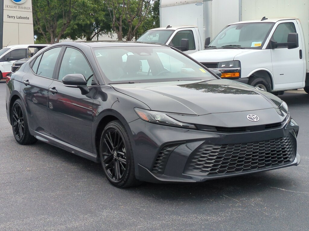 Used 2025 Toyota Camry XSE Sedan