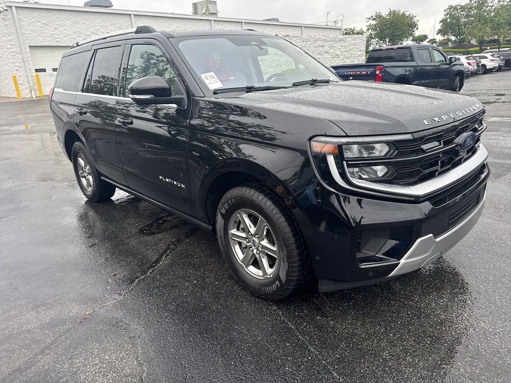 Used 2025 Ford Expedition Platinum SUV