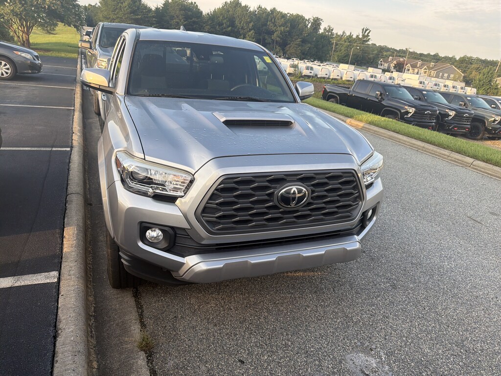 Used 2020 Toyota Tacoma 4WD Pickup