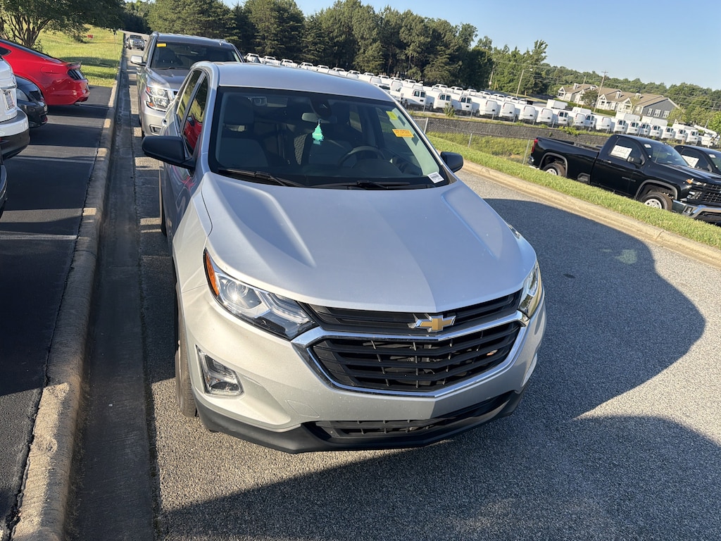 Used 2021 Chevrolet Equinox LS SUV