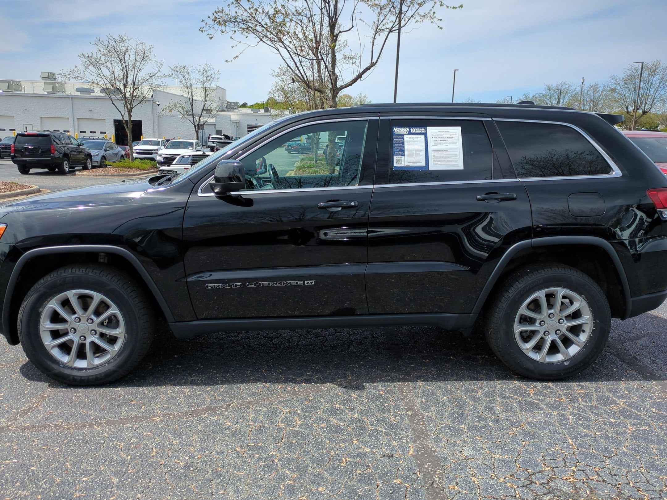 2022 Jeep Grand Cherokee WK Laredo E photo 5