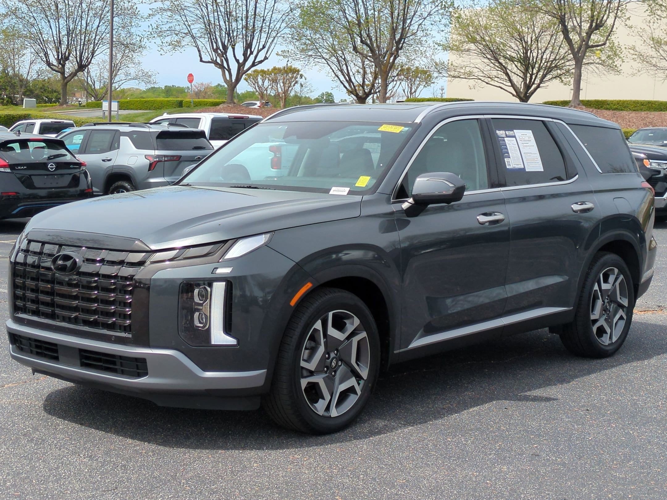 2023 Hyundai Palisade SEL photo 4