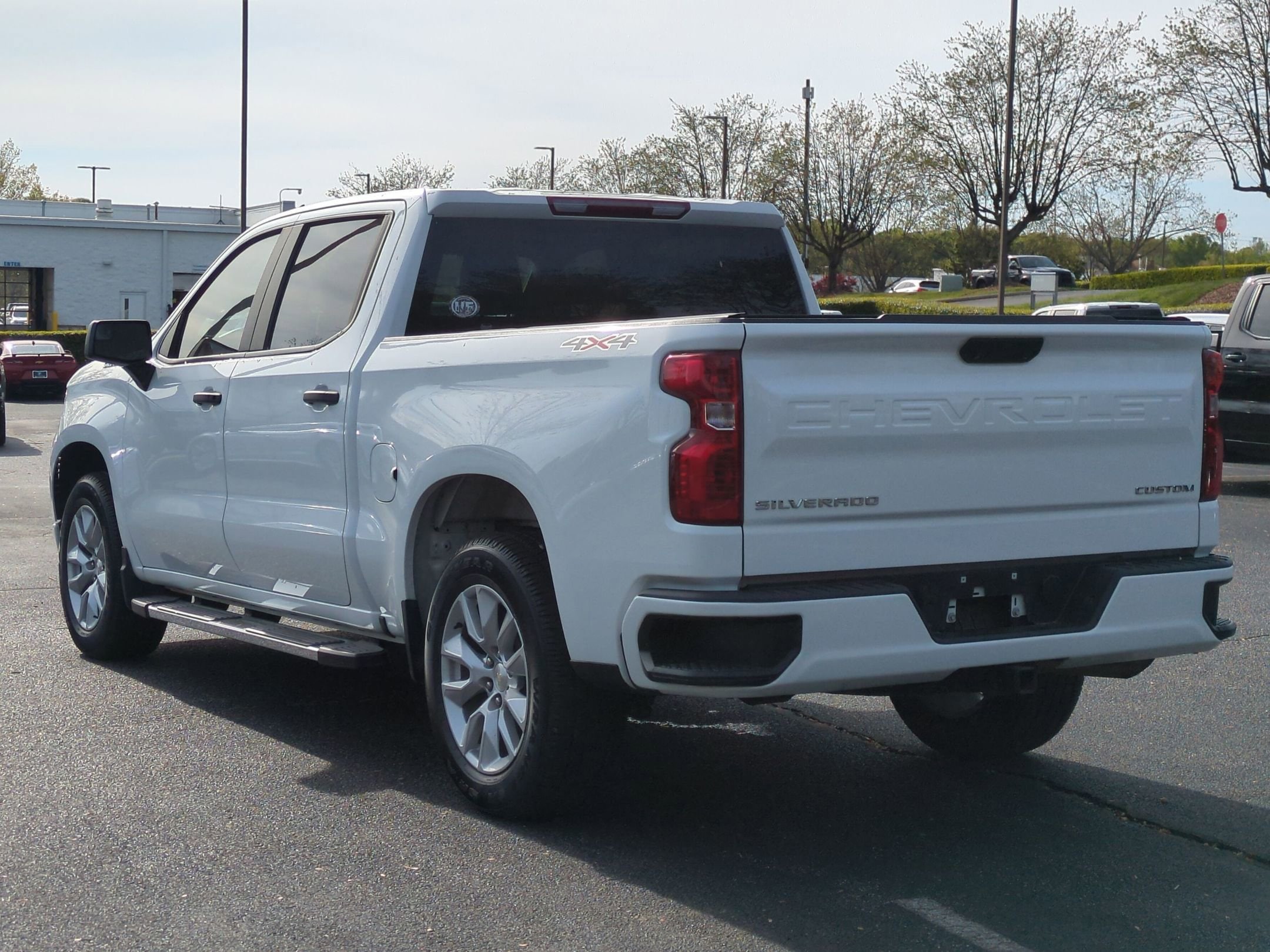 2022 Chevrolet Silverado 1500 Custom photo 6