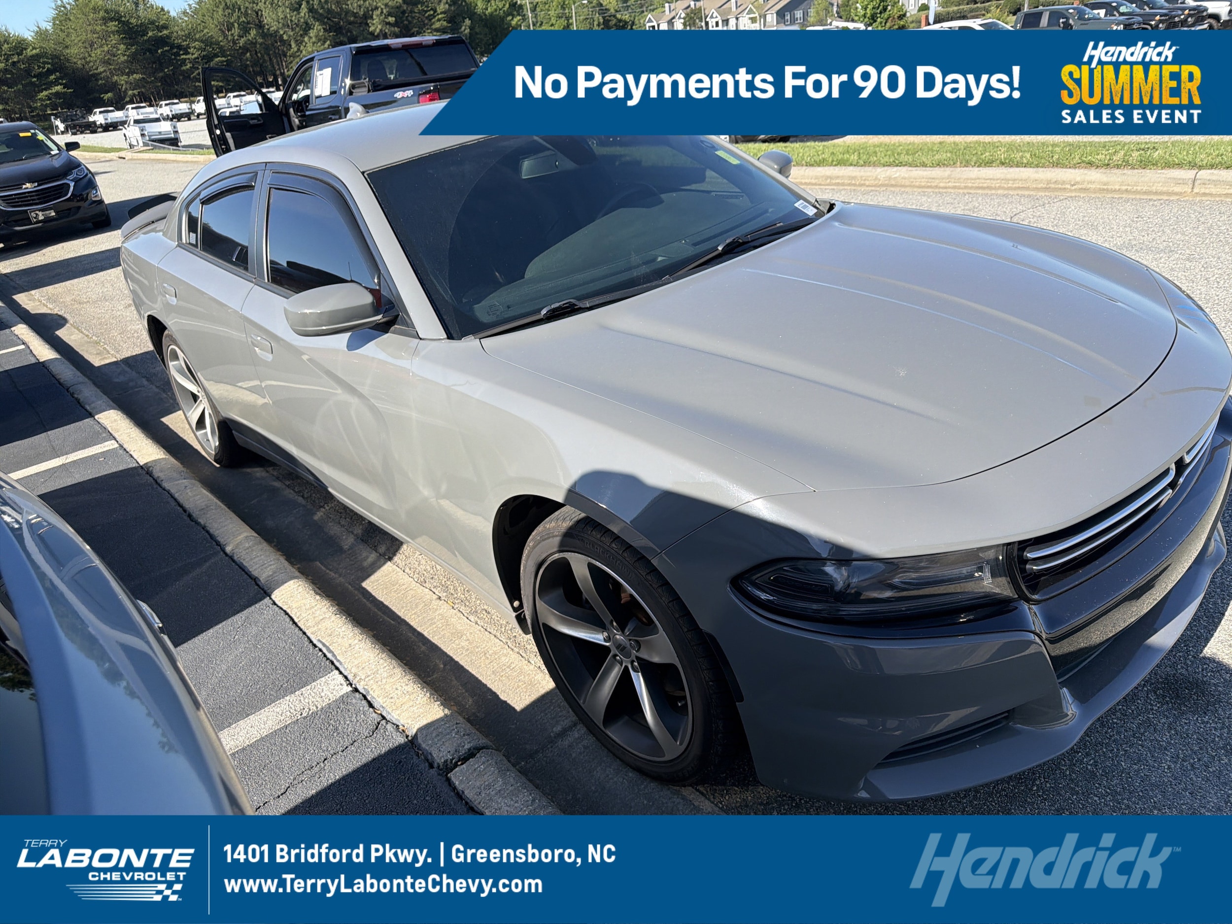 2017 Dodge Charger SXT's photo