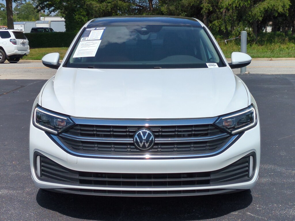 Used 2024 Volkswagen Jetta SEL Sedan
