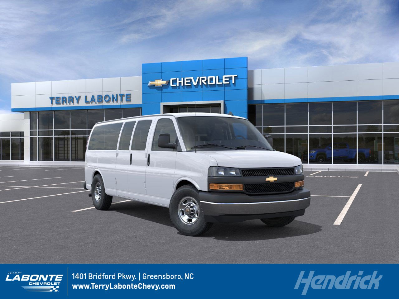 2025 Chevrolet Express Passenger LS's photo