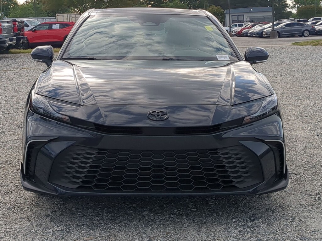 Used 2025 Toyota Camry SE Sedan