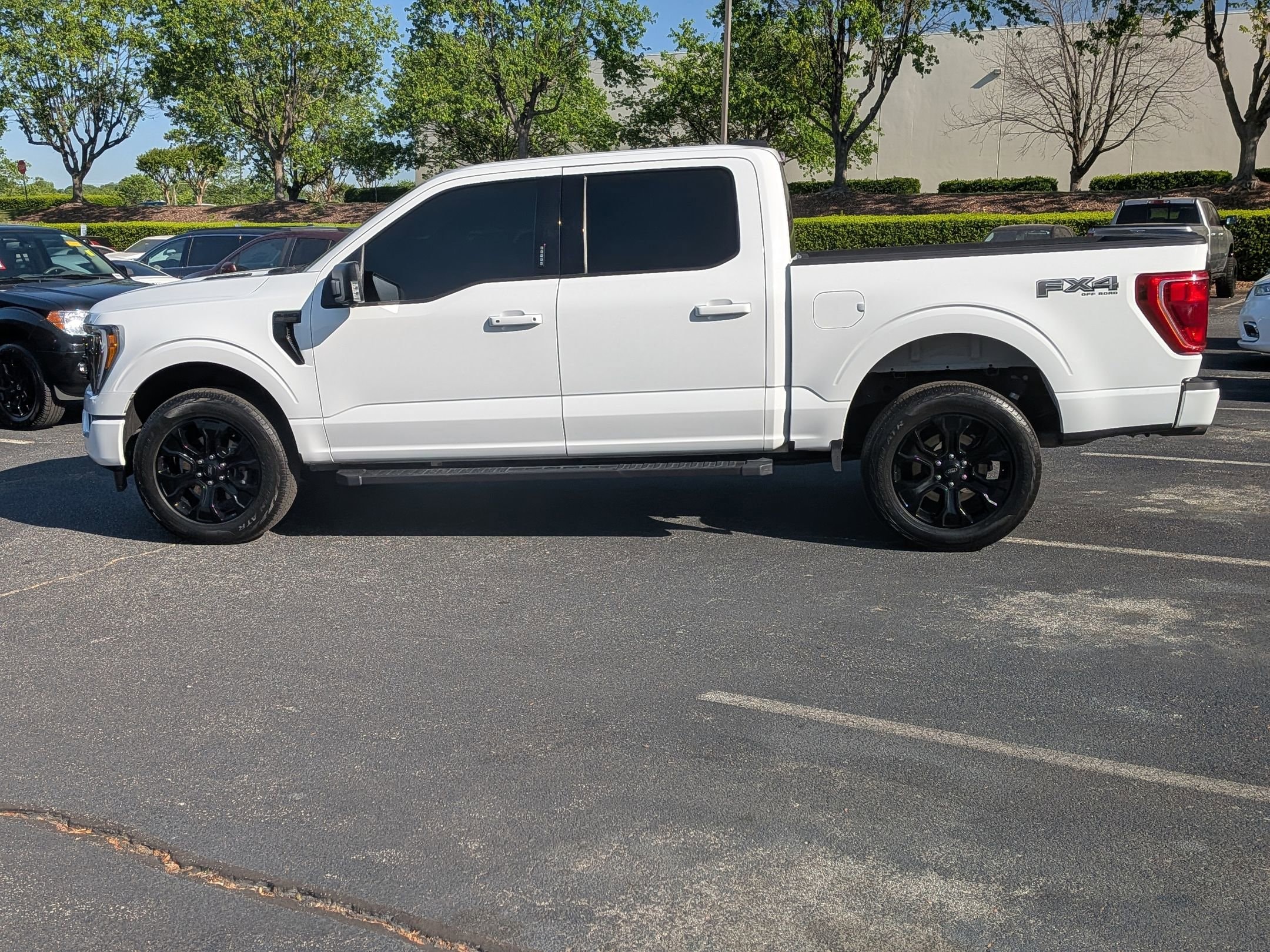 2023 Ford F-150 XLT photo 4