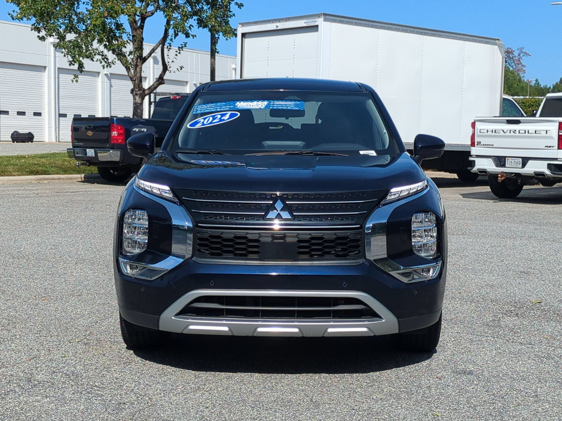 Used 2024 Mitsubishi Outlander SE SUV