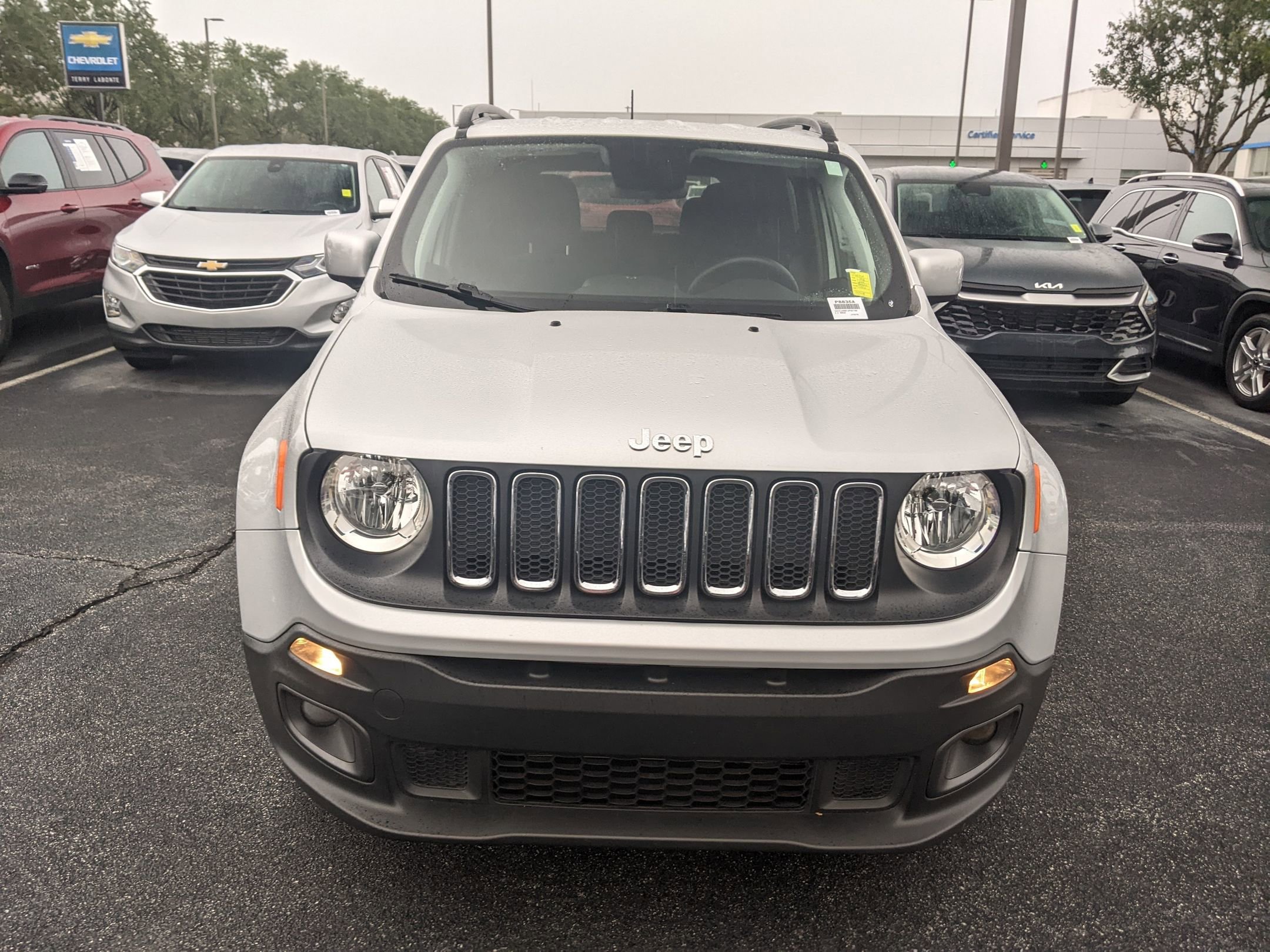 2018 Jeep Renegade Latitude North Edition photo 2