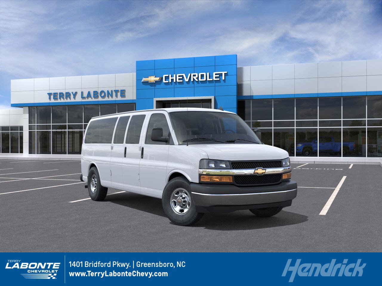 2025 Chevrolet Express Passenger LS's photo