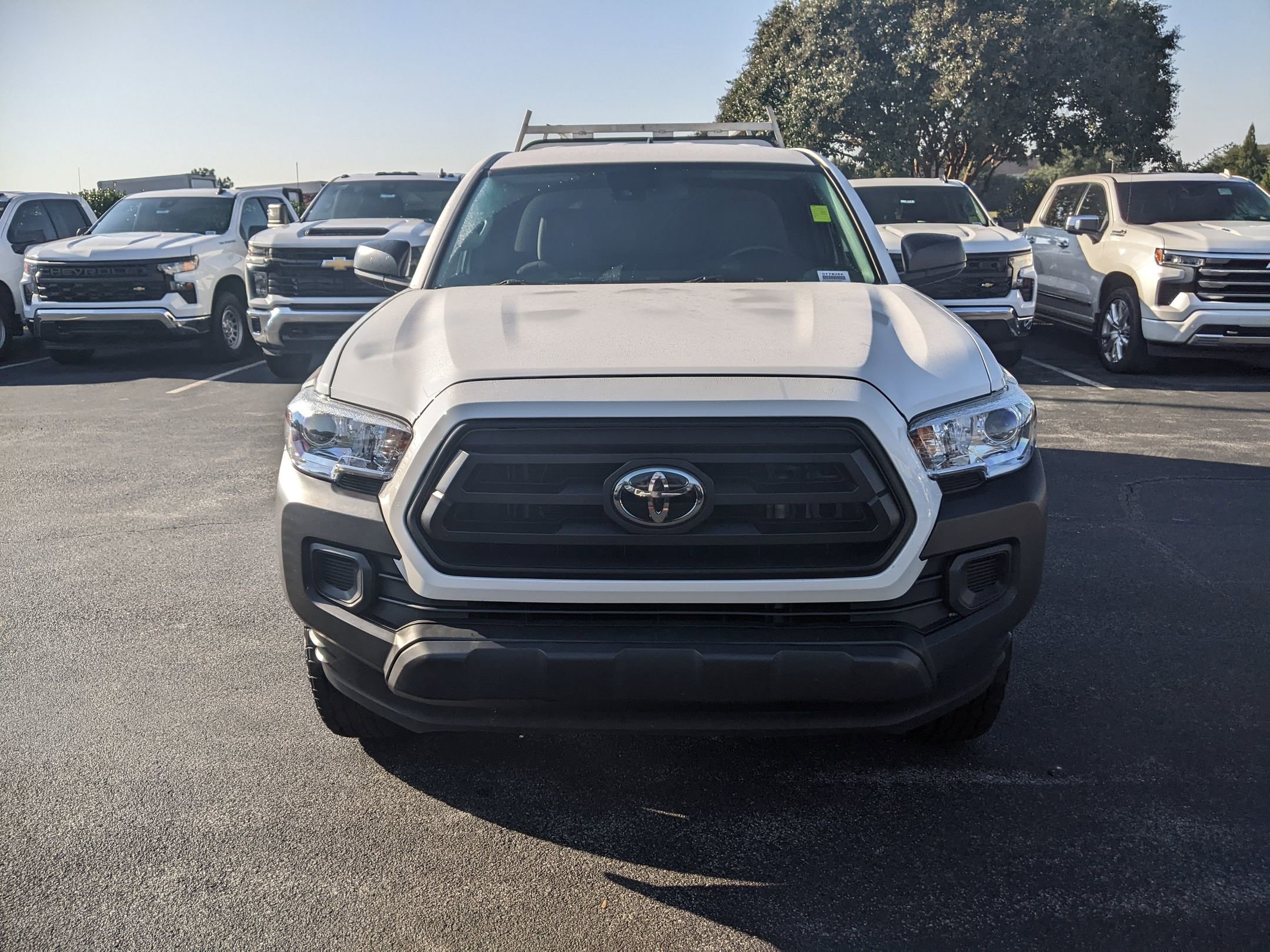 2022 Toyota Tacoma SR photo 2
