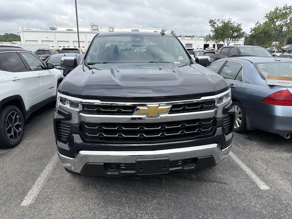 Used 2023 Chevrolet Silverado 1500 LT Pickup