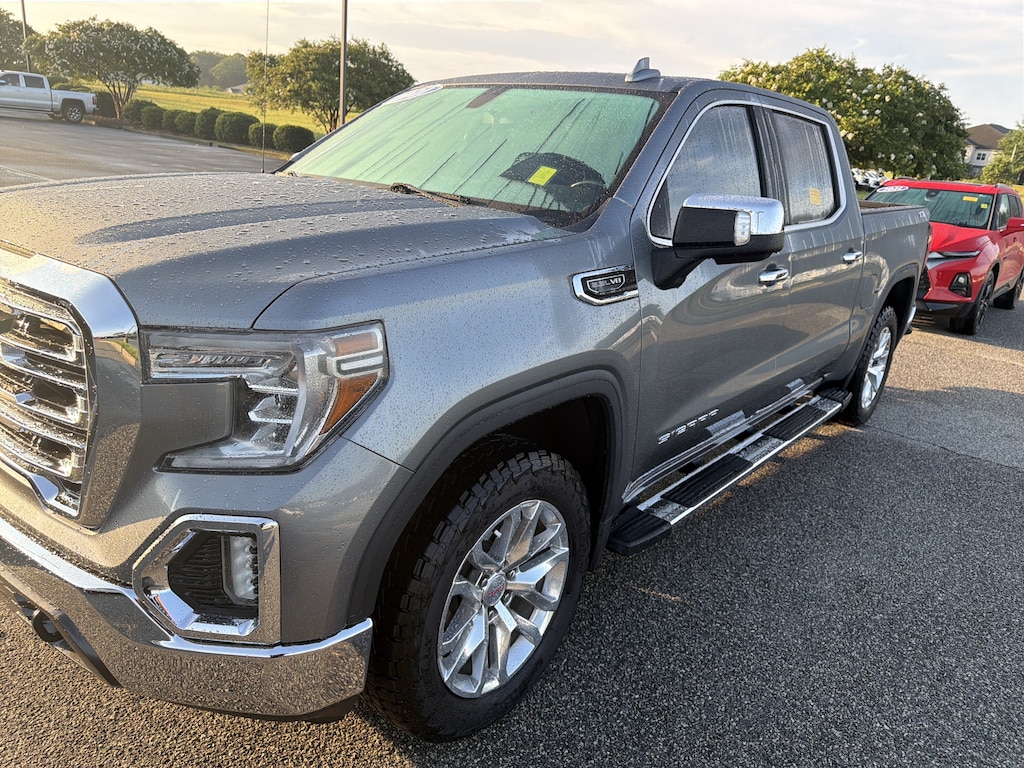 Used 2021 GMC Sierra 1500 SLT Pickup