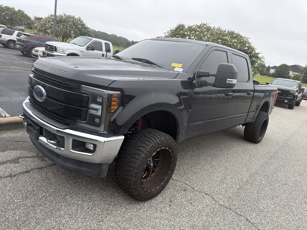 Used 2017 Ford Super Duty F-250 SRW Lariat Pickup