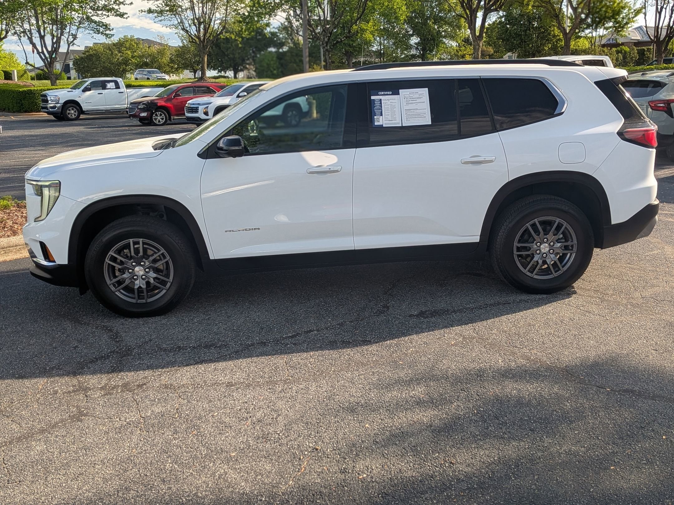 2025 GMC Acadia AWD Elevation photo 5