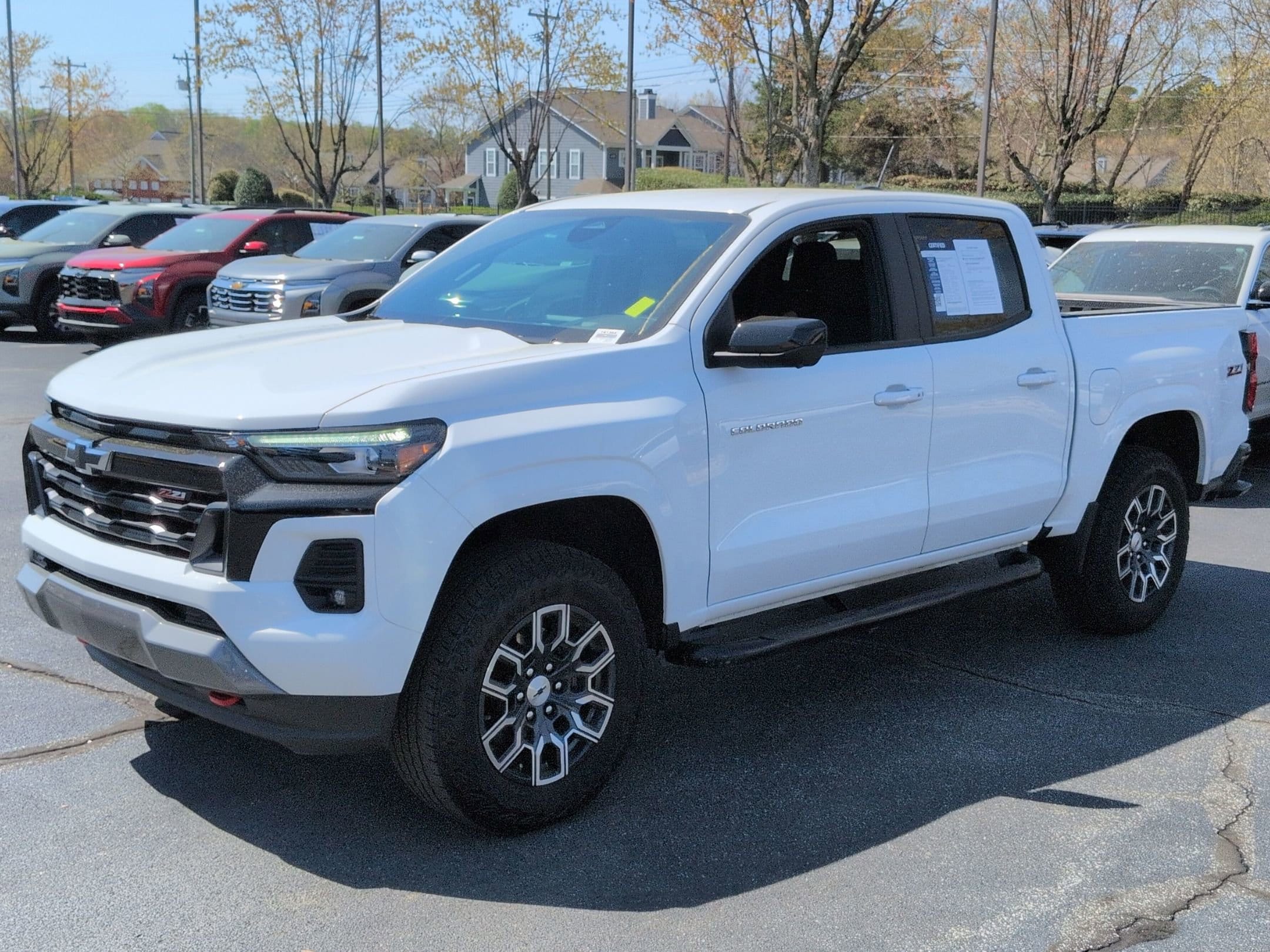 2024 Chevrolet Colorado 4WD Z71 photo 4