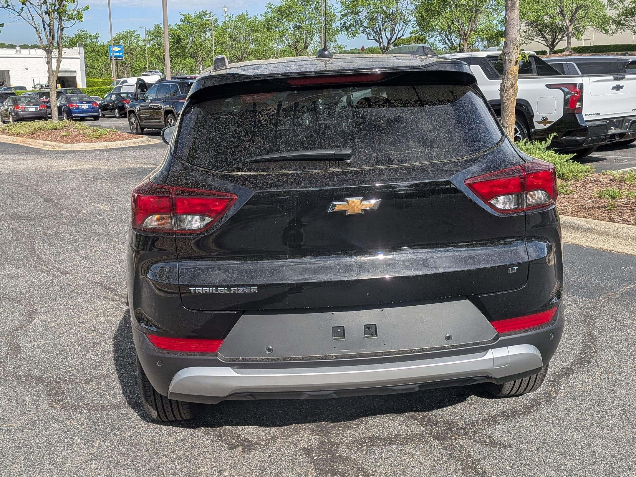 2025 Chevrolet Trailblazer LT photo 3