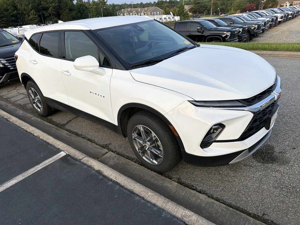 Used 2025 Chevrolet Blazer LT SUV