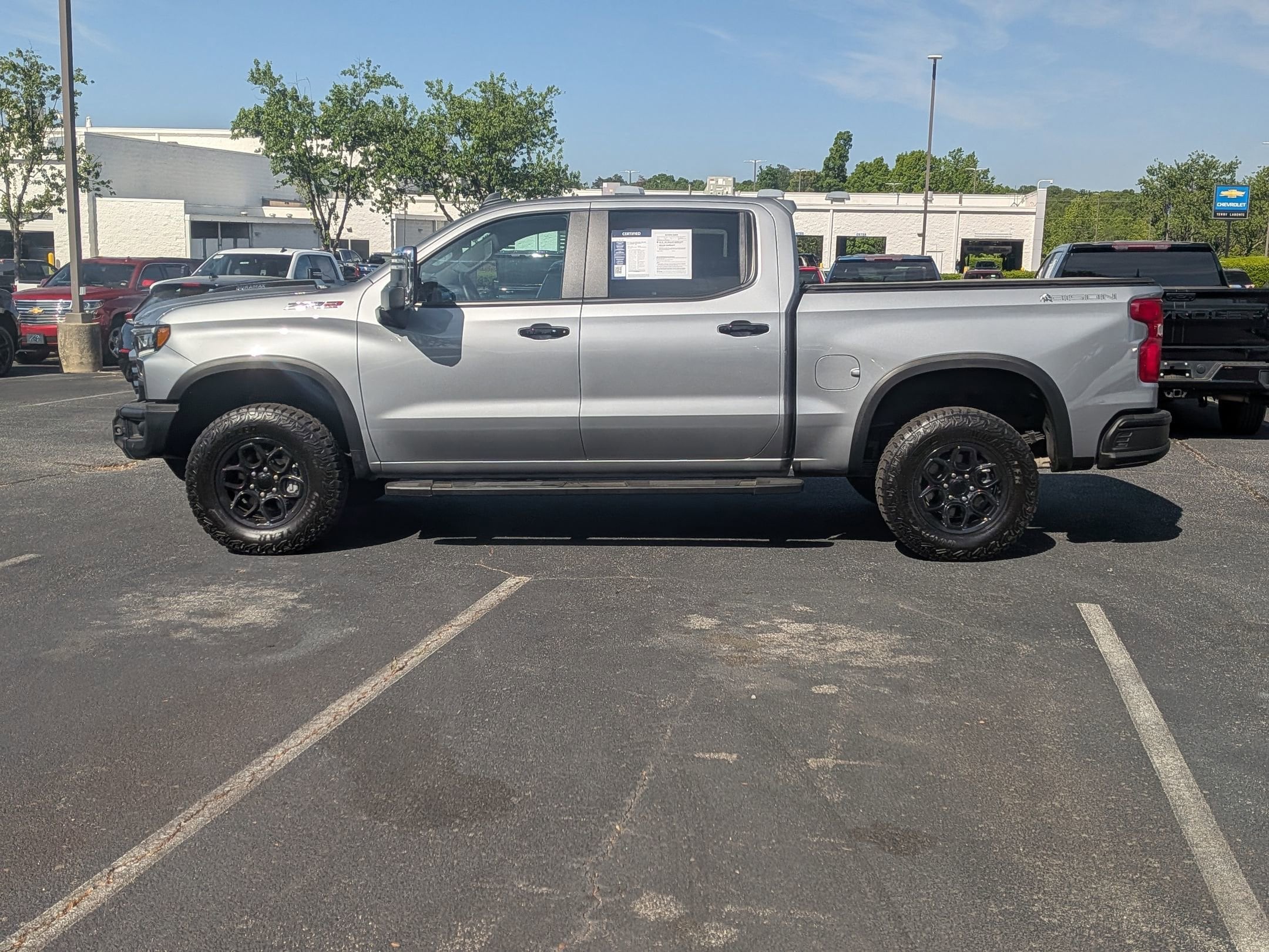 2024 Chevrolet Silverado 1500 ZR2 photo 5