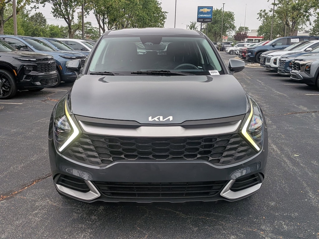 Used 2024 Kia Sportage LX SUV