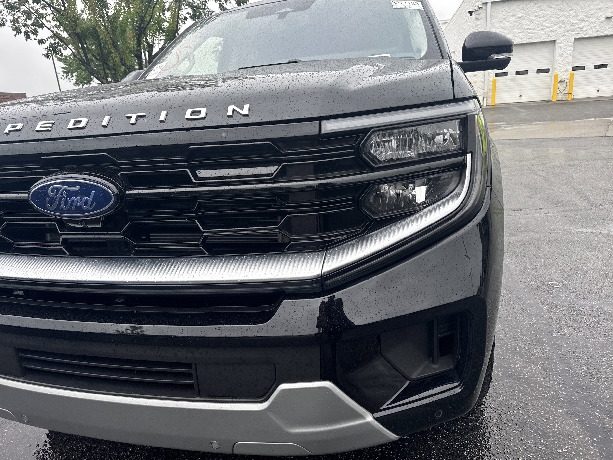 2025 Ford Expedition Platinum photo 5