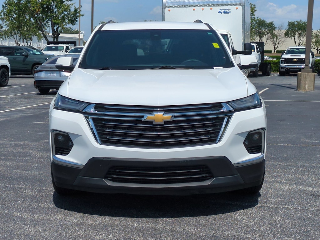Used 2023 Chevrolet Traverse LT Cloth SUV