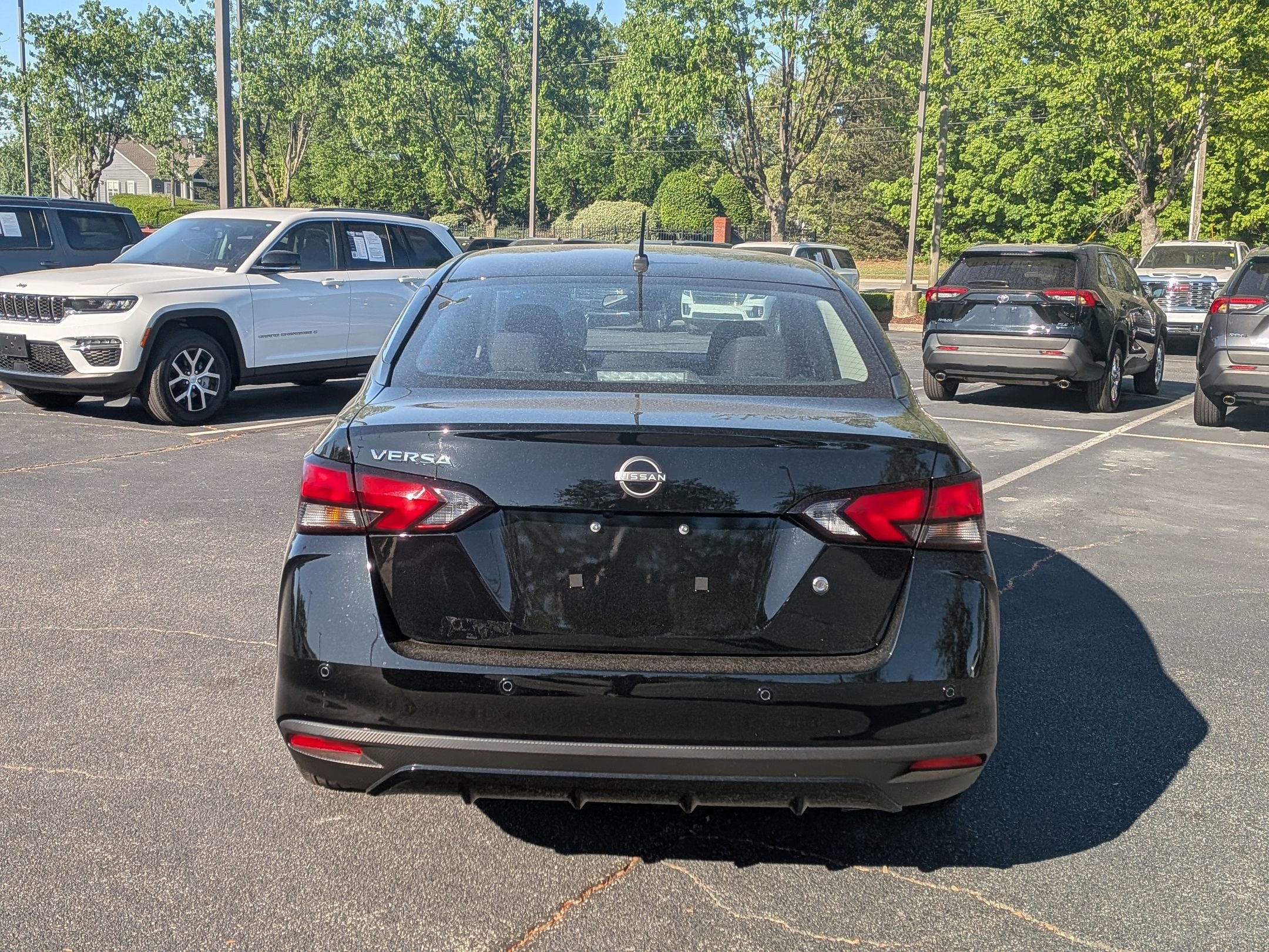 2025 Nissan Versa S photo 3