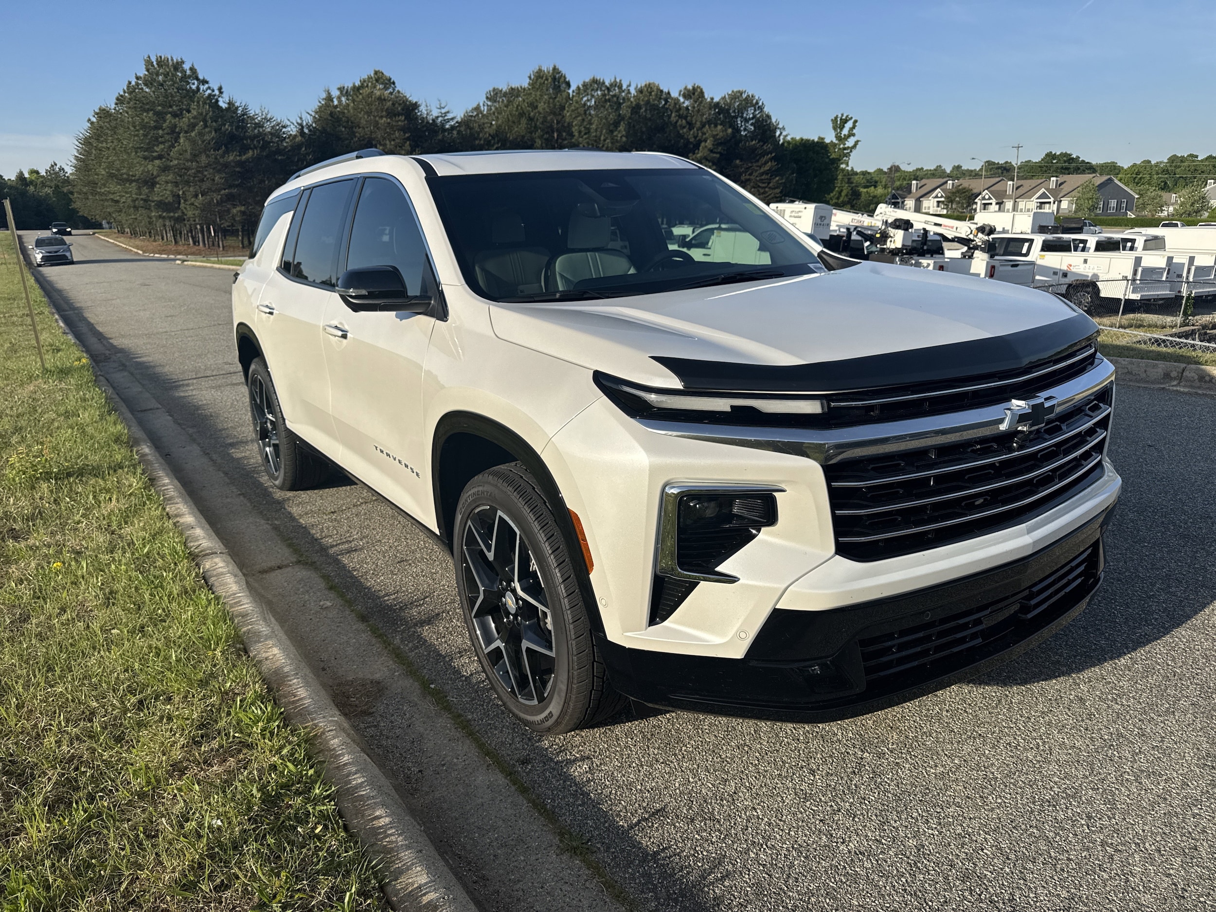 2025 Chevrolet Traverse photo 6