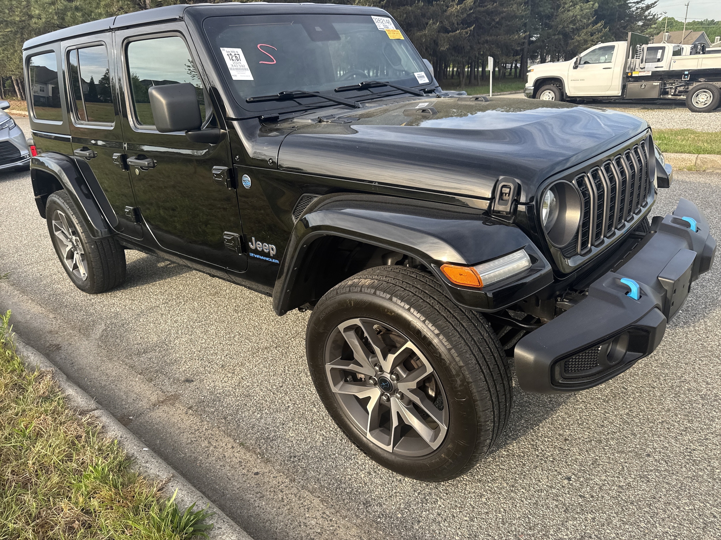 2024 Jeep Wrangler 4xe Sport S photo 2