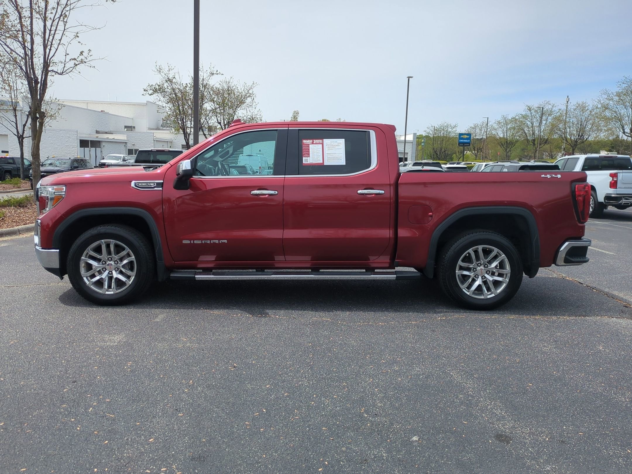 2019 GMC Sierra 1500 SLT photo 5