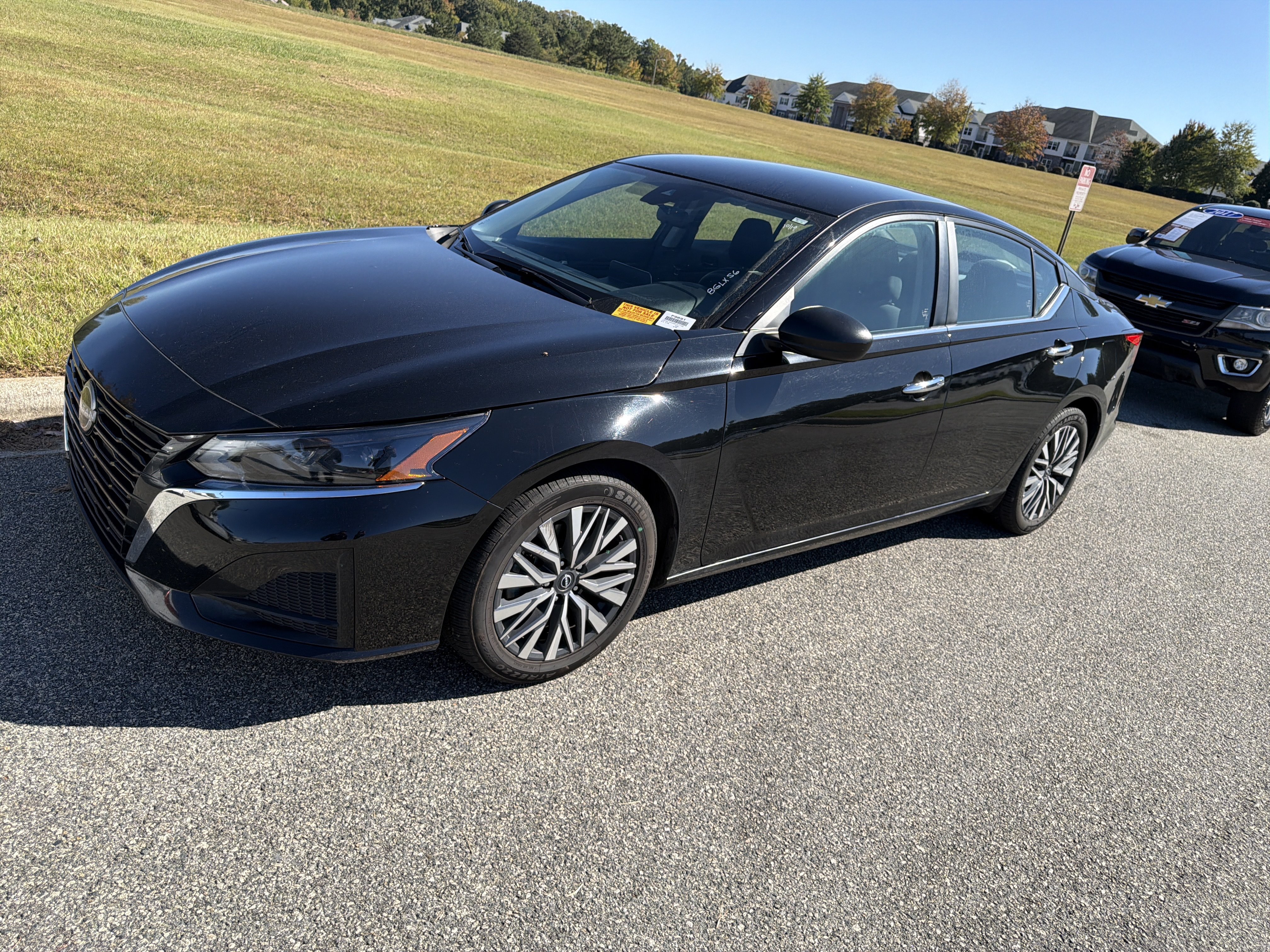 Used 2025 Nissan Altima SV Sedan