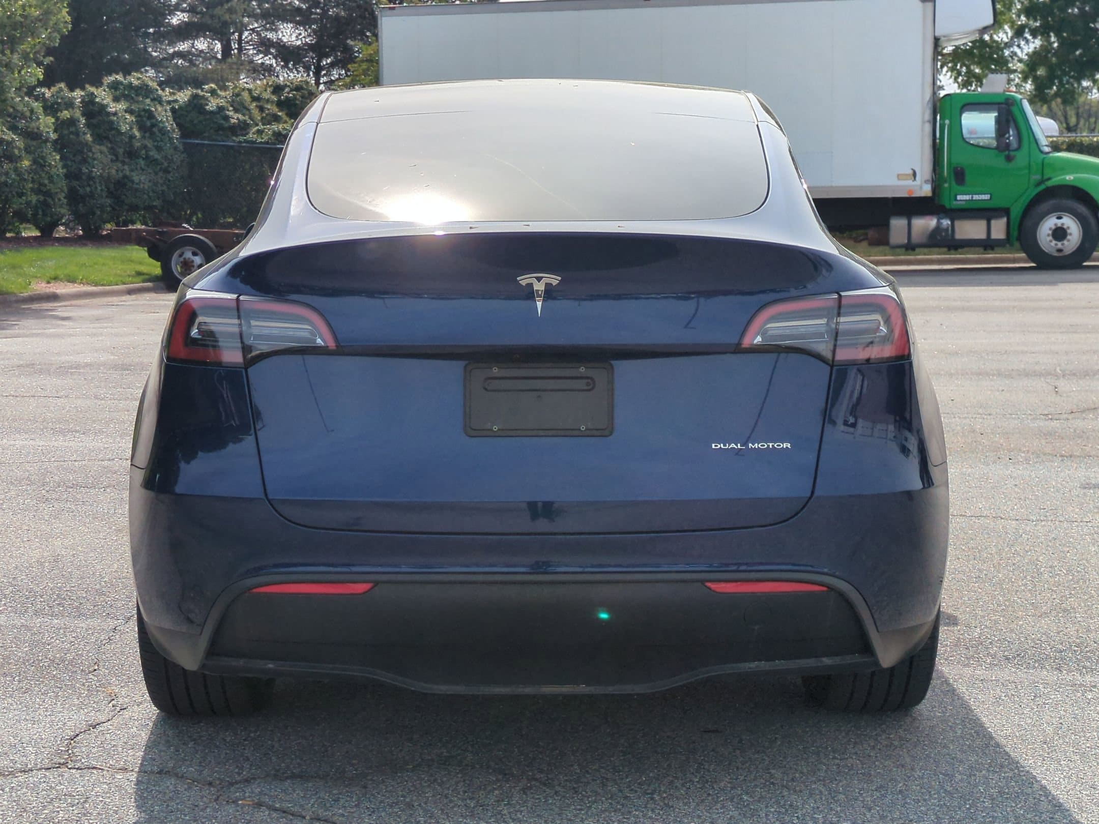 2024 Tesla Model Y Long Range photo 6