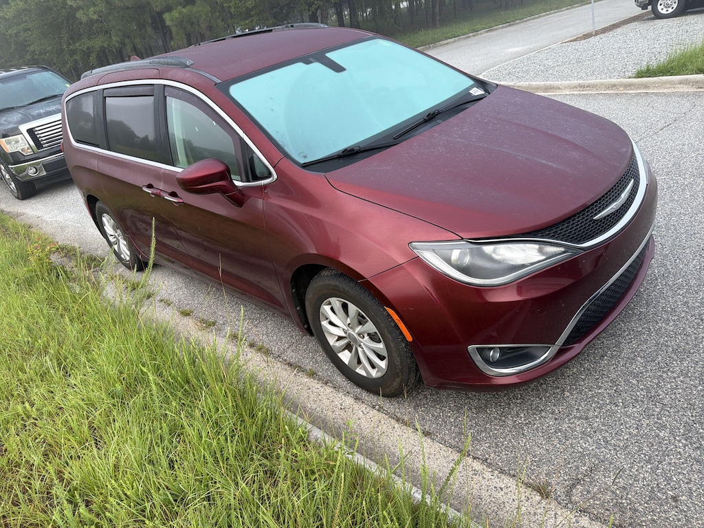 Used 2018 Chrysler Pacifica Touring Plus Minivan
