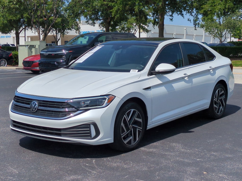 Used 2024 Volkswagen Jetta SEL Sedan