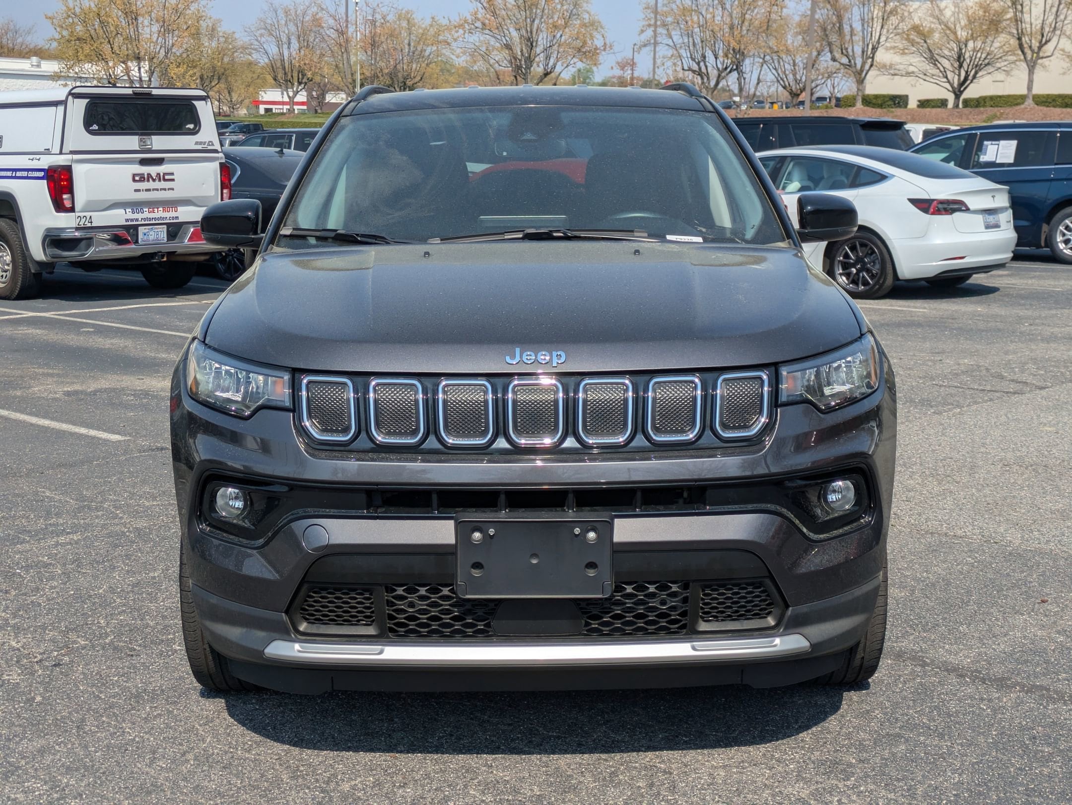 2022 Jeep Compass Limited photo 2