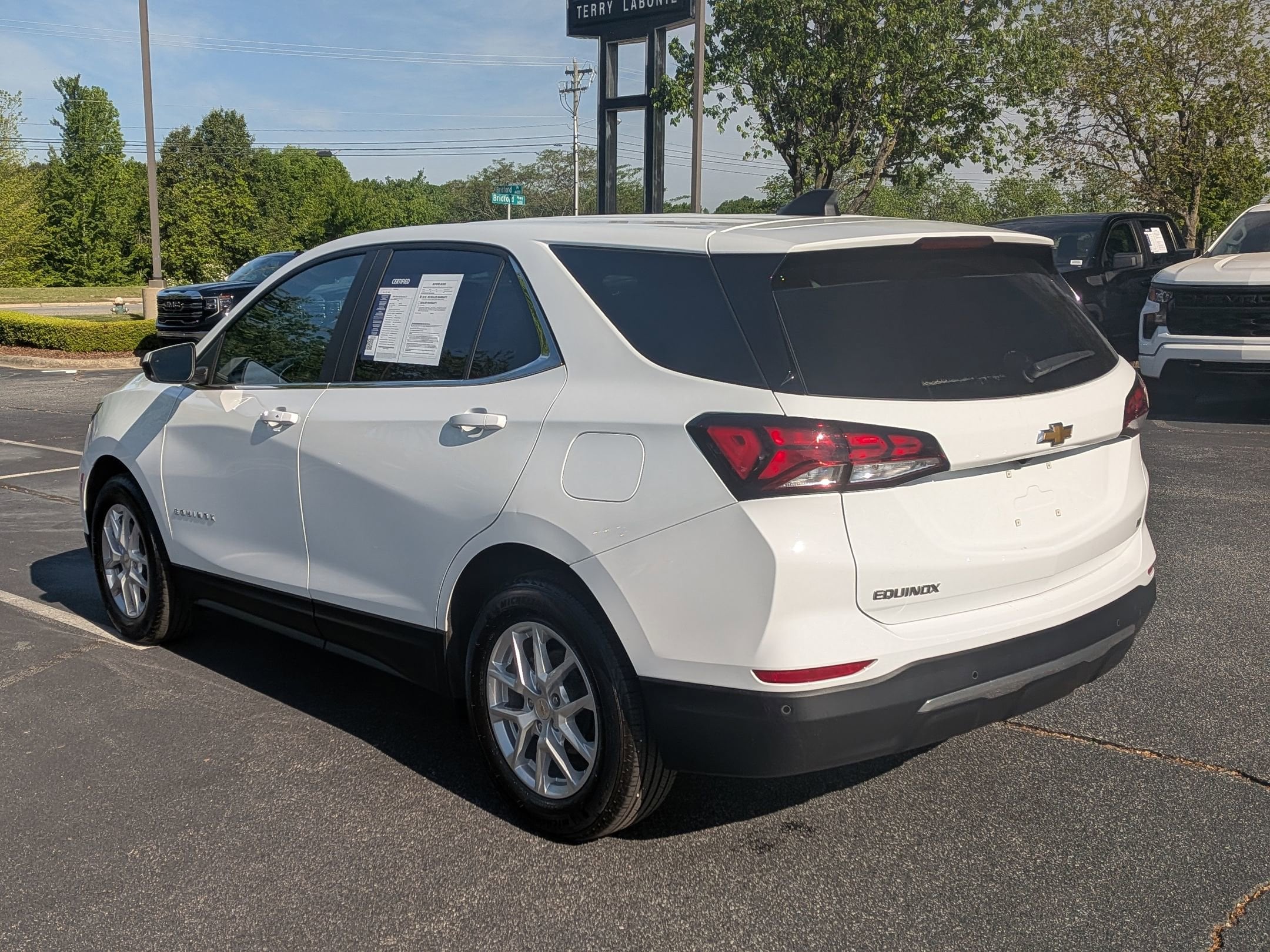2024 Chevrolet Equinox LT photo 6
