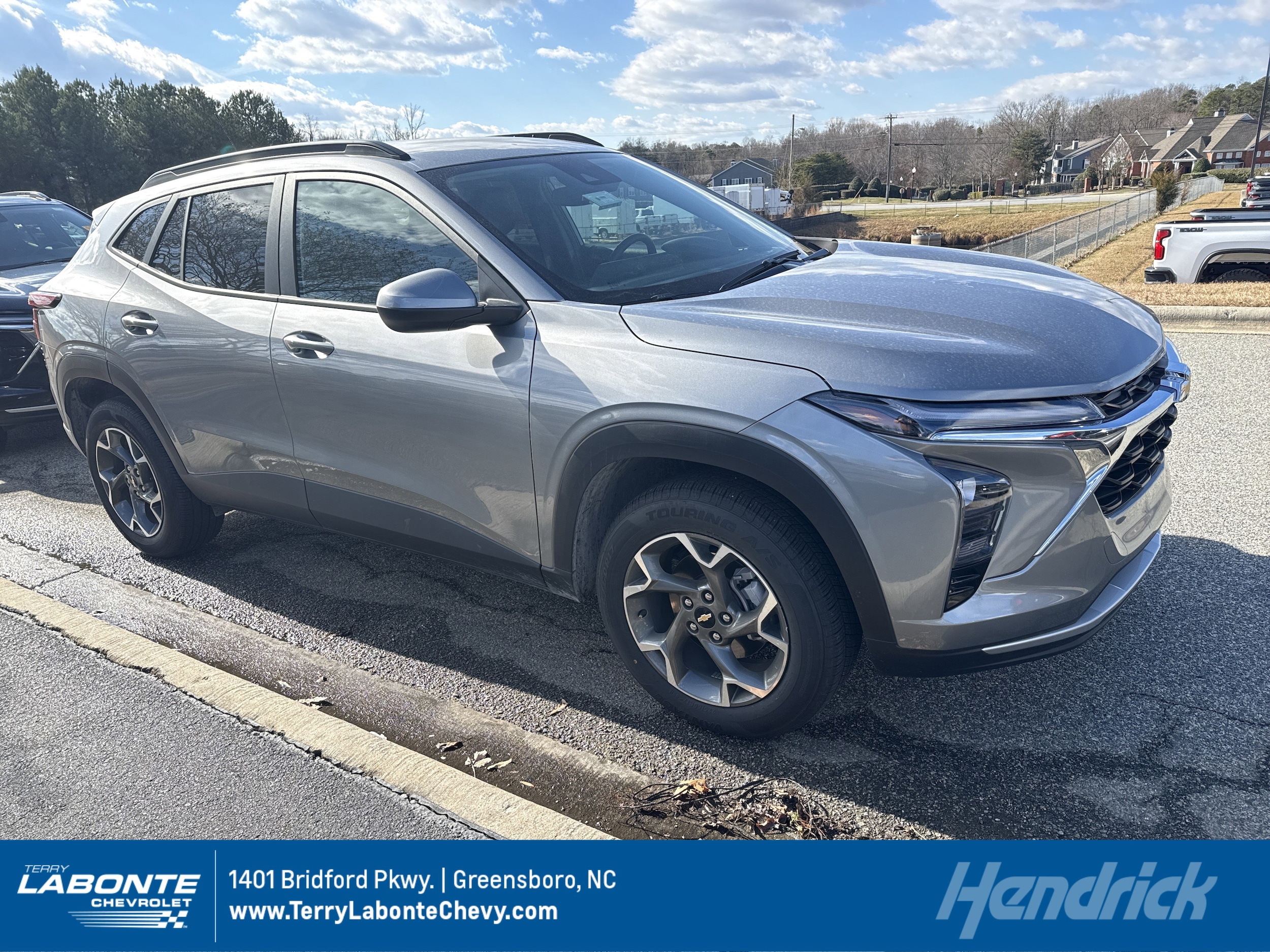 2025 Chevrolet Trax LT's photo