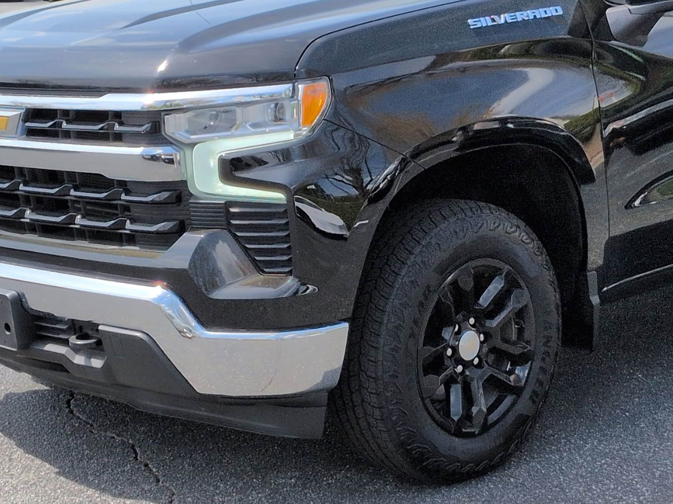 2022 Chevrolet Silverado 1500 LT photo 5