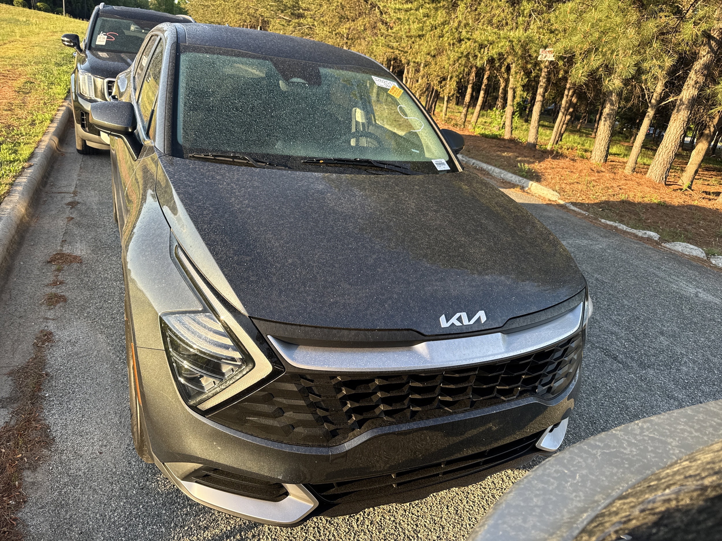 2024 Kia Sportage LX photo 2