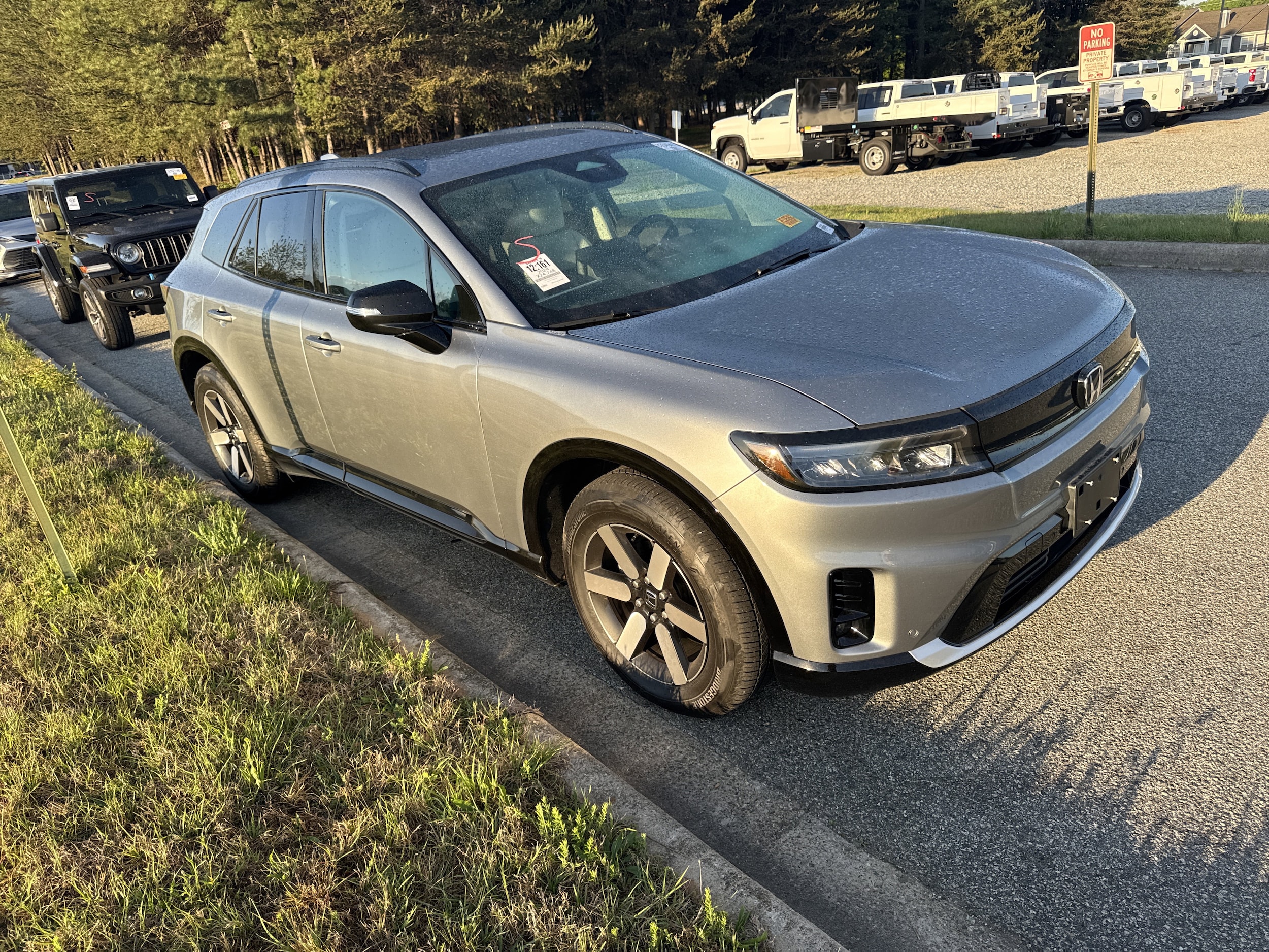 2024 Honda Prologue Touring photo 2