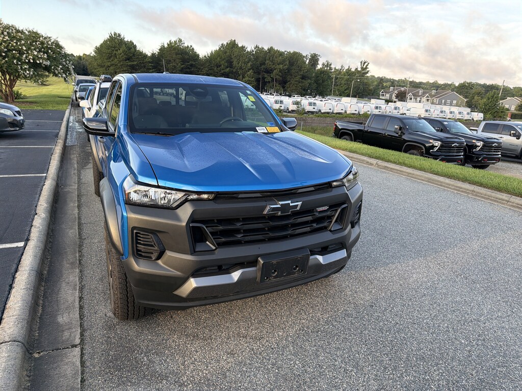 Used 2024 Chevrolet Colorado Pickup