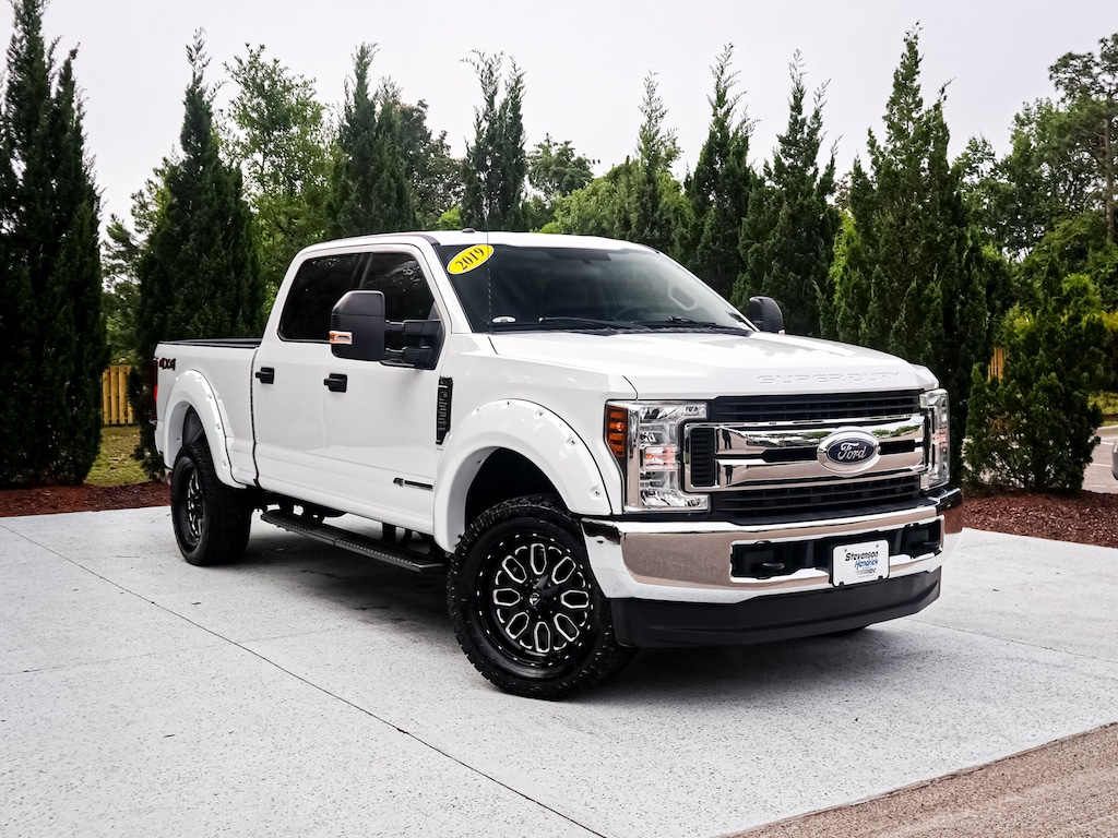 Used 2019 Ford Super Duty F-250 SRW XLT Pickup